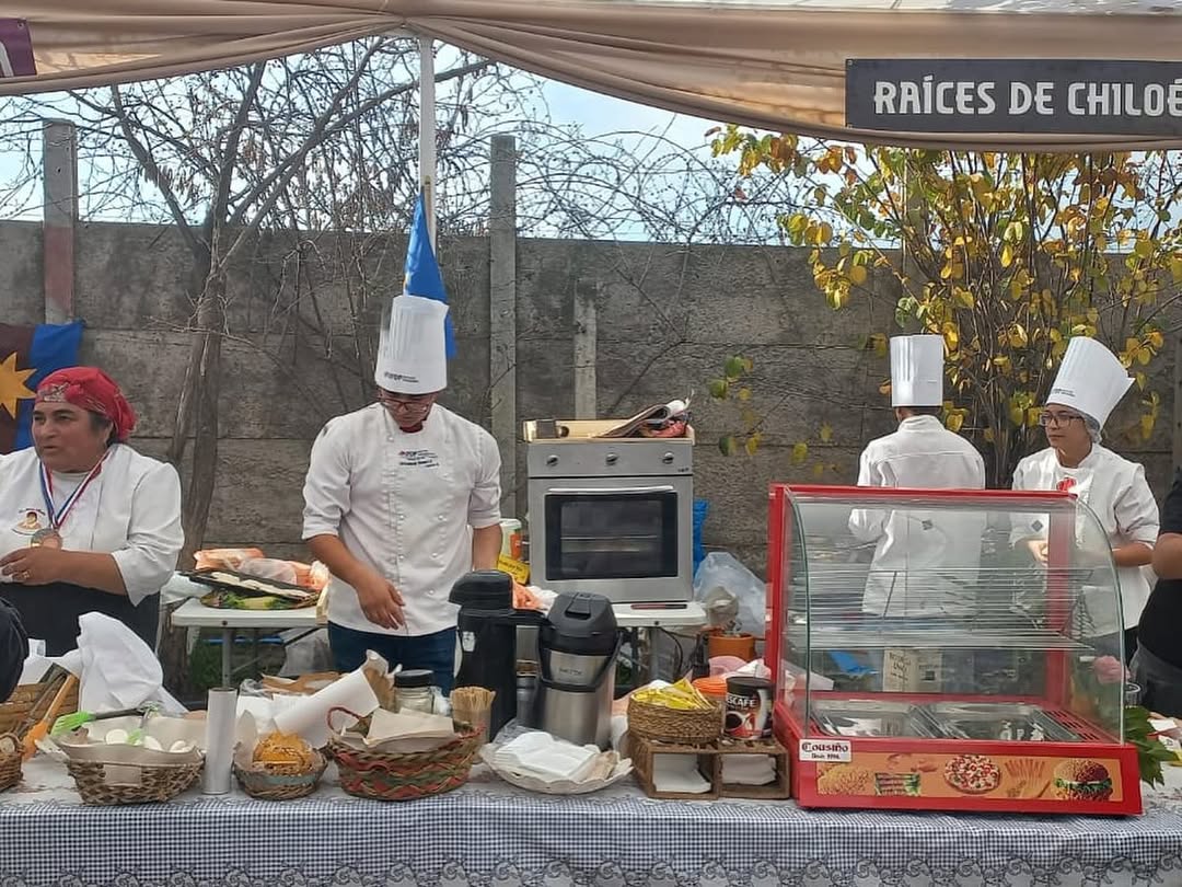 📍Instituto Diego Portales presente en el XVI Encuentro Chilote que se desarrollaron los días 4, (3)